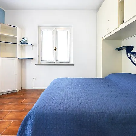 Fiori 1 Apartment